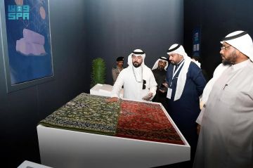 رحلة الحواس الخمس.. تجربة تفاعلية تنقل زوار مؤتمر الحج من الكعبة إلى الروضة