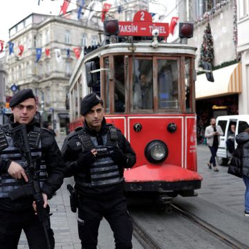 تركيا تقبض على 4 أشخاص إثر وفاة 3 ألمان بالتسمم تركيا تقبض على 4 أشخاص إثر وفاة 3 ألمان بالتسمم