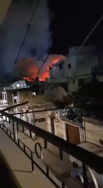 مقتل 11 شخصا إثر غارة إسرائيلية على مخيم عين الحلوة في لبنان