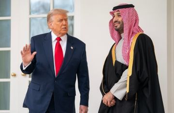بطلب من بن سلمان.. ترامب يعلن تدخله الفوري لإنهاء الحرب في السودان بطلب من بن سلمان.. ترامب يعلن تدخله الفوري لإنهاء الحرب في السودان