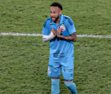 حالة من الاستياء في سانتوس البرازيلي بسبب تصرفات نيمار