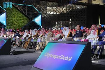 الحقيل يفتتح سيتي سكيب 2025 ويعلن توقيع اتفاقيات بـ161 مليار ريال