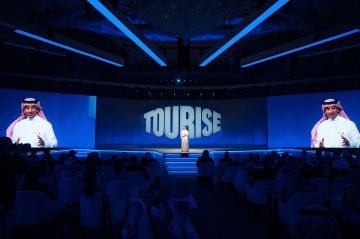 منتدى TOURISE يختتم نسخته الافتتاحية في الرياض.. ويعلن مبادرات عالمية تعيد رسم مستقبل السياحة منتدى TOURISE يختتم نسخته الافتتاحية في الرياض.. ويعلن مبادرات عالمية تعيد رسم مستقبل السياحة