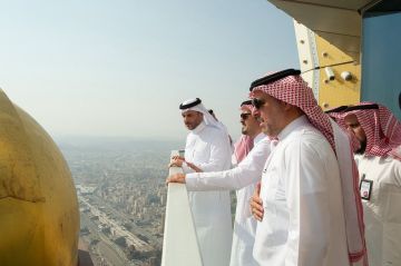 نائب أمير مكة يتفقد مشاريع تنموية في العاصمة المقدسة