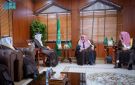 مفتي عام المملكة يستقبل وزير الحج ويشيد بجهود خدمة الحجاج والمعتمرين