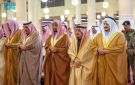 أمراء ومواطنون يؤدون صلاة الاستسقاء في مختلف أنحاء المملكة