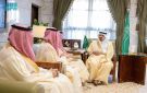 أمير الرياض يستقبل مساعد وزير البلديات والإسكان