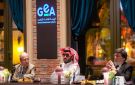 تركي آل الشيخ يجمع أساطير الفن السوري في الرياض ويتلقى هدية من دمشق
