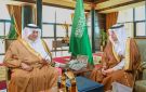 أمير تبوك يستقبل رئيس الغرفة التجارية بالمنطقة