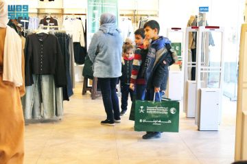 المملكة توزع (786) قسيمة شرائية في عدة مناطق بلبنان