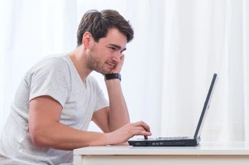 إسرائيل تشن غارة على جنوب غزة بعد إصابة 5 جنود