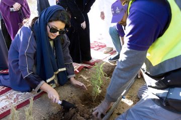 البنك العربي الوطني anb يبادر إلى غرس 10 آلاف شتلة لافندر في عسير ضمن شراكته الاستراتيجية لمبادرة 10KSA