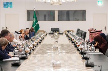 الجبير يستقبل رئيس الدورة السادسة والستين للجمعية العامة للأمم المتحدة الجبير يستقبل رئيس الدورة السادسة والستين للجمعية العامة للأمم المتحدة