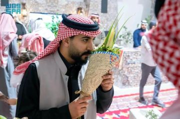 جناح إمارة الباحة يشهد إقبالا واسعا من زوار مهرجان الملك عبدالعزيز للإبل