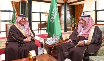 أمير تبوك يطلع على تقرير عن سير العملية التعليمية بالمنطقة