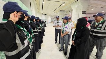 كشافة وفتيات تعليم مكة نموذج وطني في خدمة ضيوف الرحمن في اليوم العالمي للتطوع