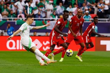 التعادل السلبي يحسم مواجهة الجزائر والسودان في كأس العرب