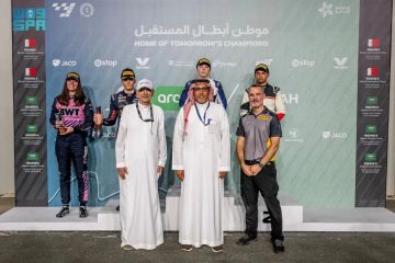 بيلوفيسكي يفتتح الجولة الخامسة من بطولة أرامكو السعودية للفورمولا 4 بانتصار كبير بيلوفيسكي يفتتح الجولة الخامسة من بطولة أرامكو السعودية للفورمولا 4 بانتصار كبير