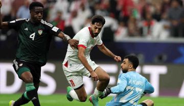 كأس العرب.. الأردن يتغلب على الإمارات ويتصدر الثالثة كأس العرب.. الأردن يتغلب على الإمارات ويتصدر الثالثة
