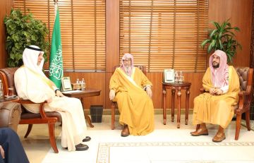 مفتي عام المملكة يستقبل الرئيس التنفيذي لهيئة الإذاعة والتلفزيون