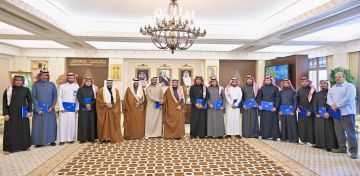 أمير القصيم يدشن عمليات الروبوت الجراحي لأول مرة بمستشفى الملك فهد التخصصي