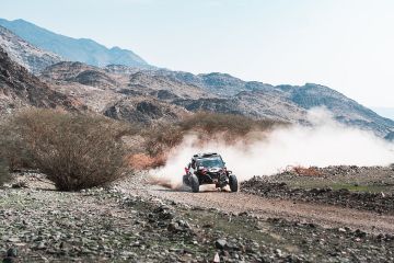 يزيد الراجحي يخطف صدارة المرحلة الأولى لـباها جدة تويوتا ويقترب من حسم اللقب