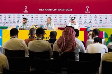 مساعد رينارد: نحترم جزر القمر وهدفنا الفوز والتأهل المبكر