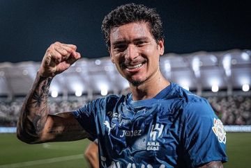 رومانو ينفي شائعات الرحيل: داروين نونيز مستمر مع الهلال رومانو ينفي شائعات الرحيل: داروين نونيز مستمر مع الهلال