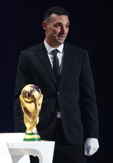 سكالوني يتمسك بنفس العقلية في رحلة دفاعه عن لقب كأس العالم