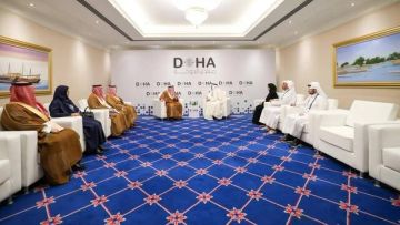 لقاء سعودي-قطري على هامش منتدى الدوحة لبحث التعاون المشترك لقاء سعودي-قطري على هامش منتدى الدوحة لبحث التعاون المشترك