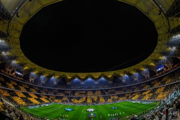 الانضباط : تغريم نادي الاتحاد 200 ألف ريال وإلزامه بلعب مباراته المقبلة على أرضه دون حضور جماهيره