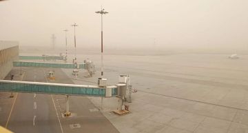 إغلاق مطار بغداد الدولي بسبب سوء الأحوال الجوية إغلاق مطار بغداد الدولي بسبب سوء الأحوال الجوية