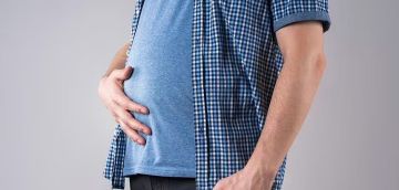 خبيرة بريطانية: هذه أسباب انتفاخ البطن خلال الاحتفالات والولائم.. ومشروب قبل الوجبة يمنع الغازات خبيرة بريطانية: هذه أسباب انتفاخ البطن خلال الاحتفالات والولائم.. ومشروب قبل الوجبة يمنع الغازات