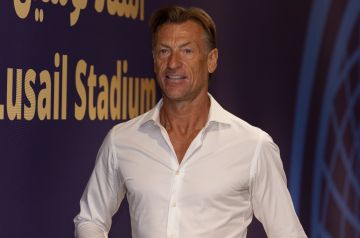 رينارد يتحدث للإعلام قبل مواجهة الأردن في نصف نهائي كأس العرب رينارد يتحدث للإعلام قبل مواجهة الأردن في نصف نهائي كأس العرب