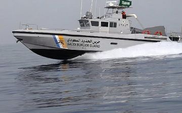 ضبط مخالفين للائحة الأمن والسلامة لمزاولي الأنشطة البحرية بمنطقة مكة المكرمة ضبط مخالفين للائحة الأمن والسلامة لمزاولي الأنشطة البحرية بمنطقة مكة المكرمة