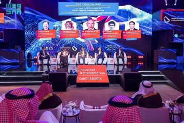 نائب وزير الصناعة يستعرض رؤية المملكة للتحول الصناعي في معرض السعودية 2025