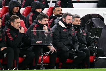 فان دايك مدافع ليفربول يعتبر استبعاد محمد صلاح رسالة لغرفة اللاعبين فان دايك مدافع ليفربول يعتبر استبعاد محمد صلاح رسالة لغرفة اللاعبين