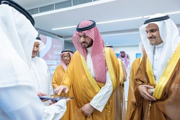 نائب أمير الشرقية يدشن وحدة المشاركة التطوعية ويطلع على برامج أكاديمية الفوزان وإنجازاتها التنموية نائب أمير الشرقية يدشن وحدة المشاركة التطوعية ويطلع على برامج أكاديمية الفوزان وإنجازاتها التنموية