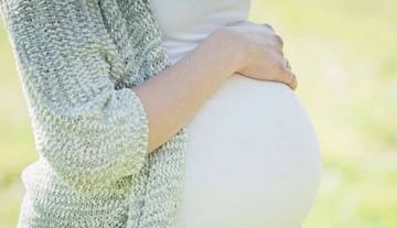 دراسة: ارتفاع مستويات فيتامين د لدى الأم الحامل يحمي أطفالها من تسوس الأسنان المبكر دراسة: ارتفاع مستويات فيتامين د لدى الأم الحامل يحمي أطفالها من تسوس الأسنان المبكر