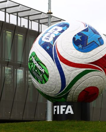 إيران تحضر قرعة كأس العالم بعد التلويح بالمقاطعة بسبب التأشيرات