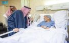 أمير القصيم يزور رجل الأعمال عبدالله الزامل ويطمئن على صحته
