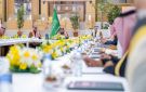 أمير القصيم يرأس اجتماعا مع وزير الاستثمار لبحث الفرص الاستثمارية