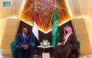 ولي العهد يلتقي البرهان ويبحث مستجدات الأوضاع في السودان