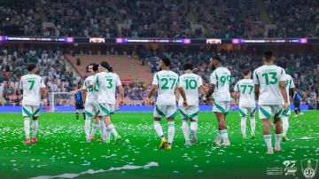 ضربة موجعة للأهلي قبل قمة الهلال الآسيوية ضربة موجعة للأهلي قبل قمة الهلال الآسيوية