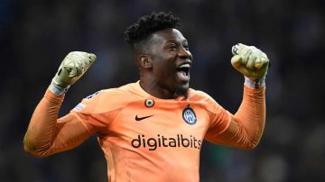 وزير الخارجية يصل إلى الكويت وزير الخارجية يصل إلى الكويت