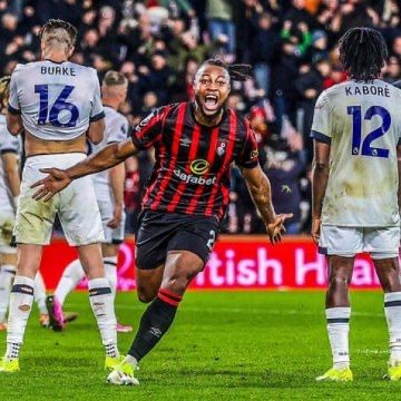 في حال فشل صفقة قدوس.. النصر يستهدف التعاقد مع نجم بورنموث الإنجليزي