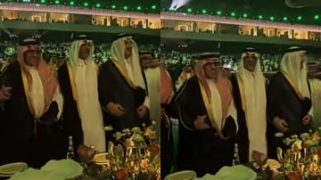 أصحاب السمو الملكي يطربون على محبة الأمير خالد الفيصل.. فيديو