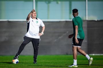 الأخضر تحت17 يعاود تدريباته استعداداً لنصف نهائي كأس آسيا