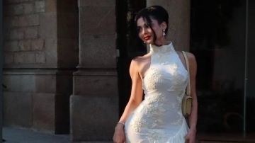 زينب العلوان تبدو كحمامة سلام في ظهورها الأخير.. صور