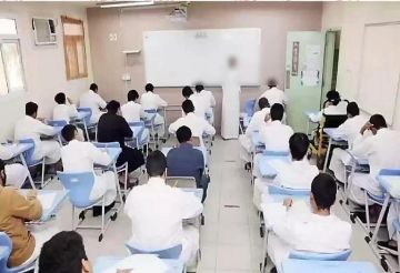 ترشيح مرتقب لعشرات الآلاف من المعلمين.. والتعليم تشترط 50 في اختبار التخصص